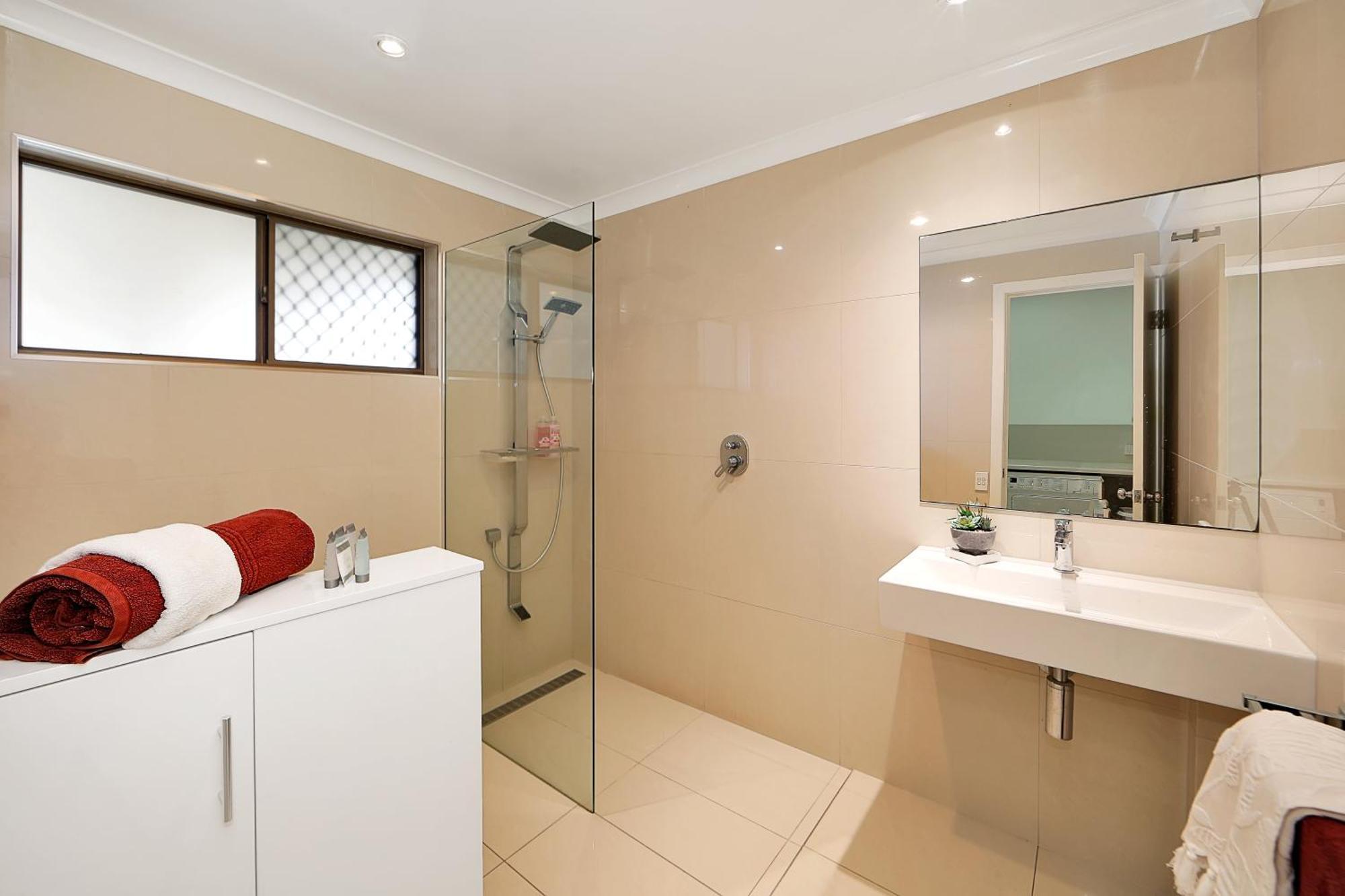 Nautilus Beachside Apartments Bargara Pokój zdjęcie